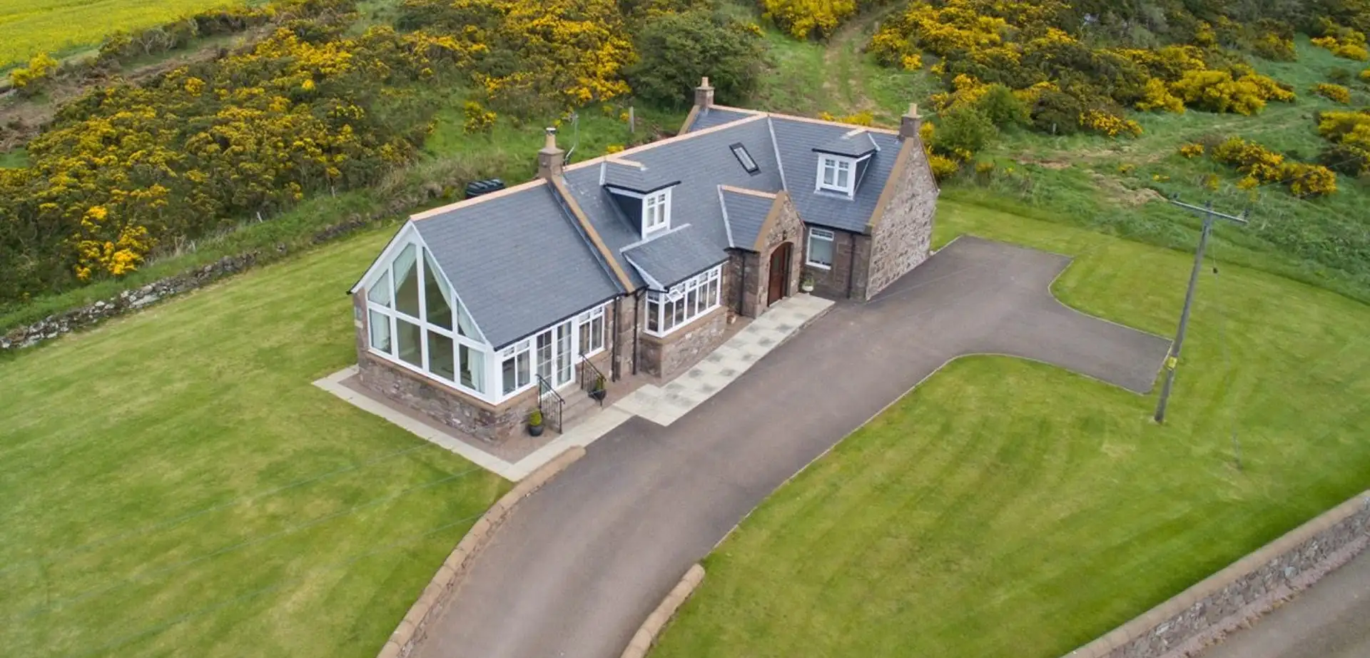 Lilybank Holiday Cottage